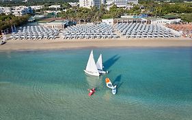 GranSerena Hotel